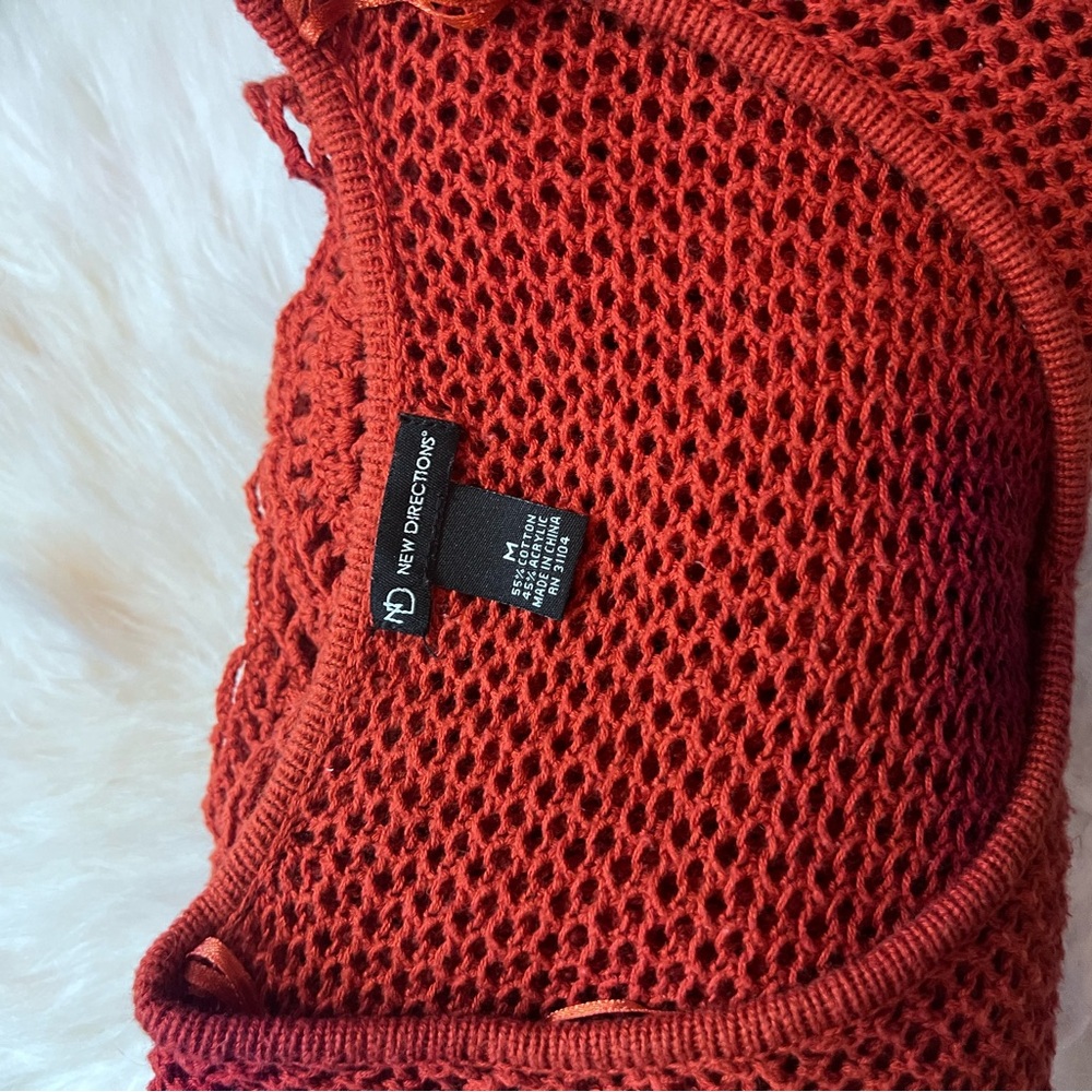 New Directions Burnt Orange Crochet Sweater Medium - Picture 3 of 4